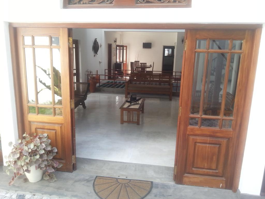 Aaranya Residence แคนดี้ ภายนอก รูปภาพ