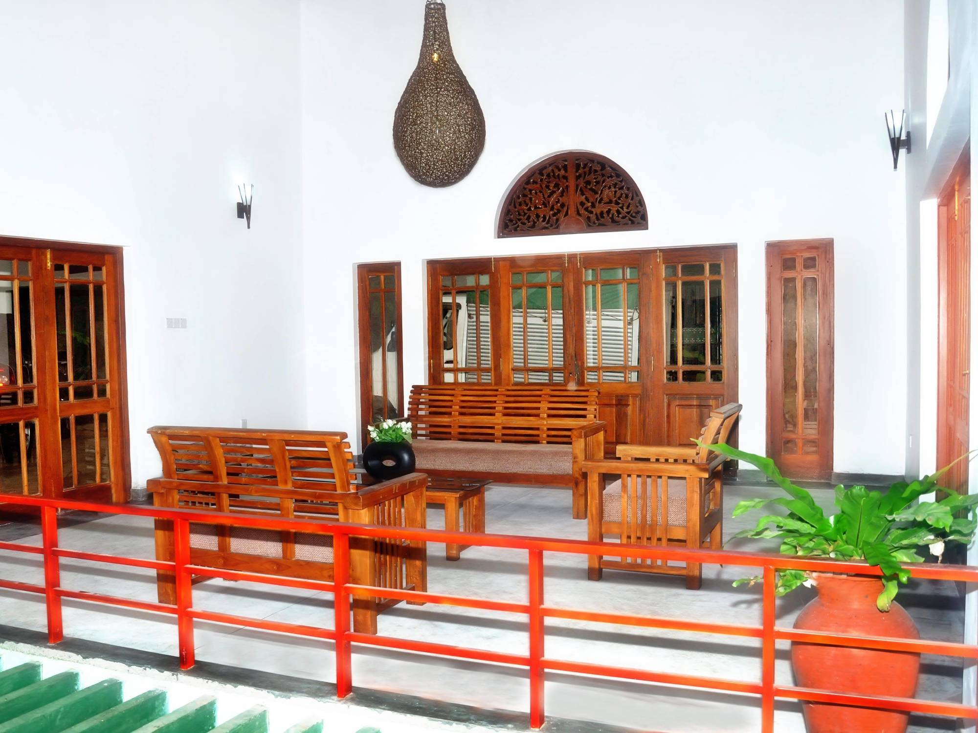 Aaranya Residence แคนดี้ ภายนอก รูปภาพ